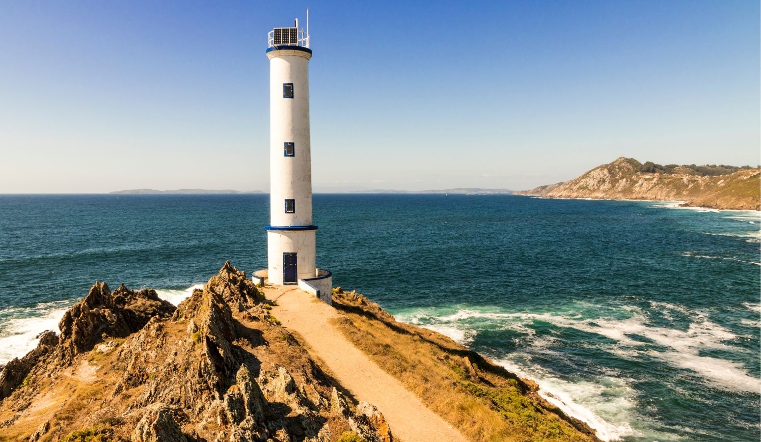 viaje cultural para mayores de 55 años costa da morte galicia